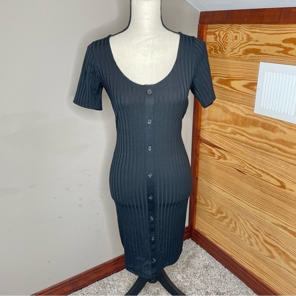 Abercrombie & Fitch Black Ribbed Scoop Neck Button Stretch Midi Dress Small Tall - Picture 1 of 9